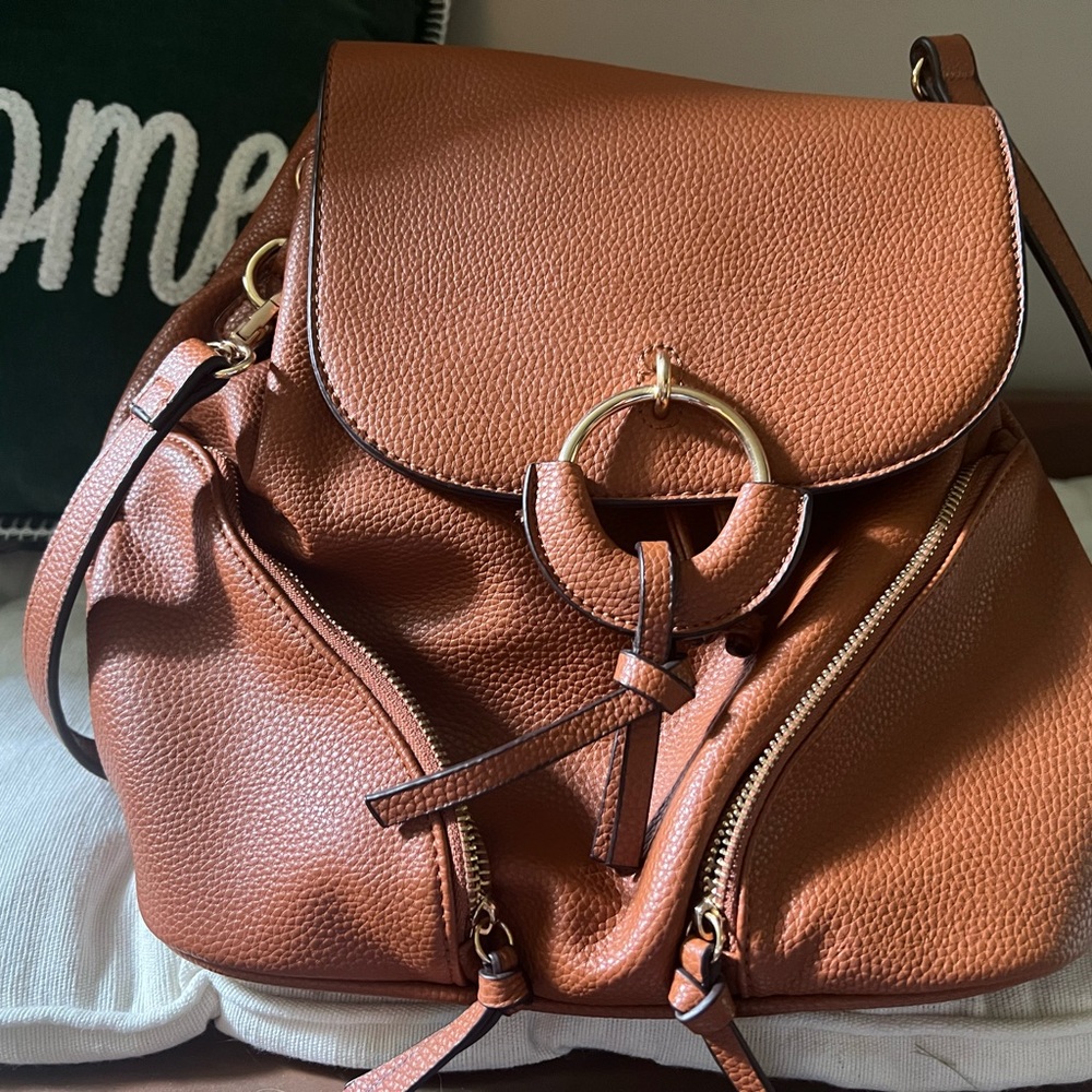 Elegant Tan Leather Backpack